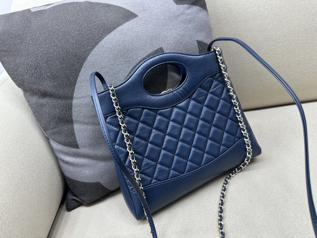 Calfskin Mini 31 Chain Shoulder Bag Handbag AS4133 Blue